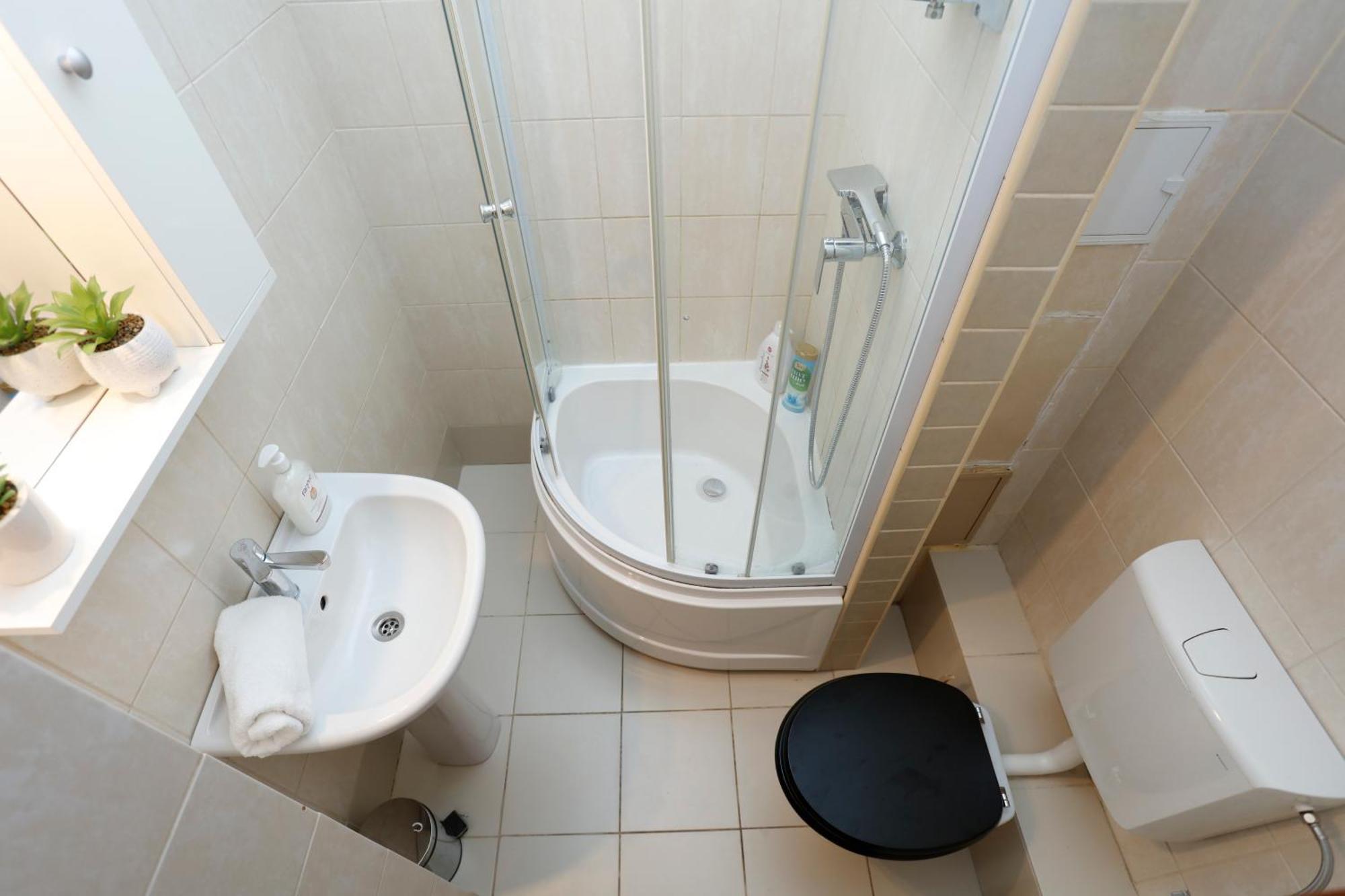 Enchanting Retreat - Historic Old Town - Pet-Friendly Haven - Steps From Unirii Bukurešť Exteriér fotografie
