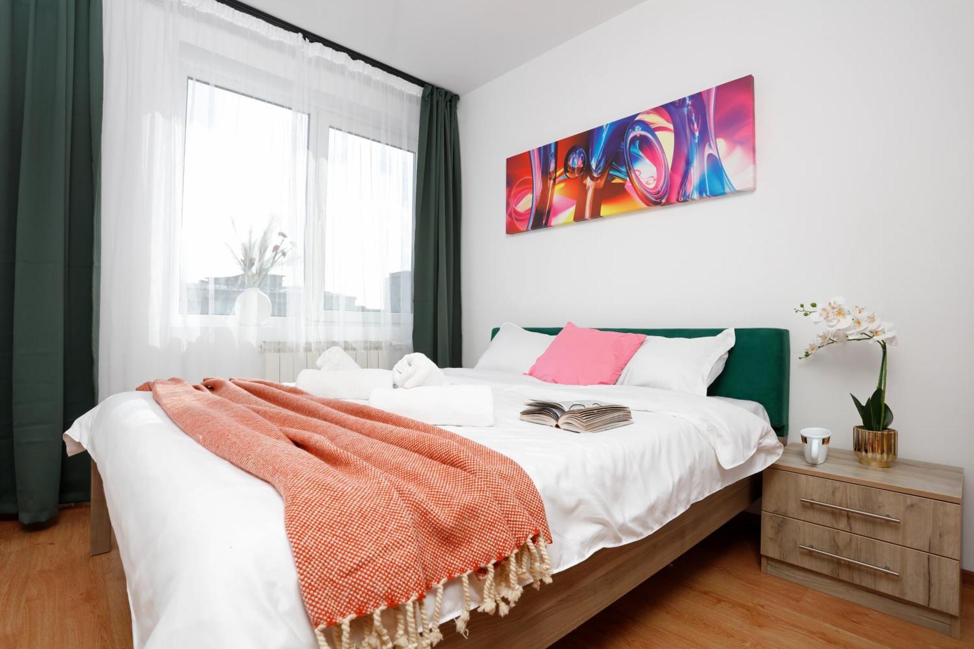 Enchanting Retreat - Historic Old Town - Pet-Friendly Haven - Steps From Unirii Bukurešť Exteriér fotografie